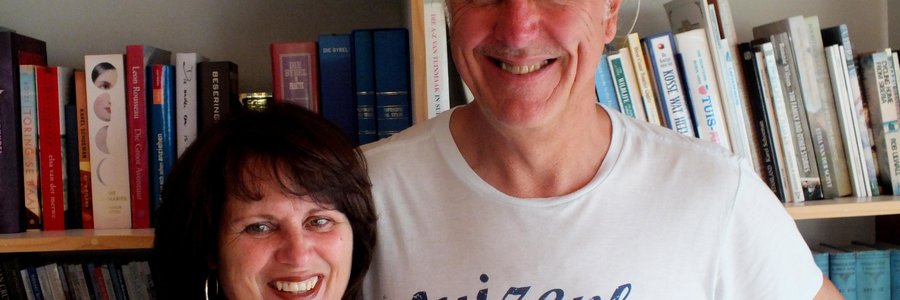 Johan Coetzee van Naledi Uitgewers en sy eggenote, Tersia